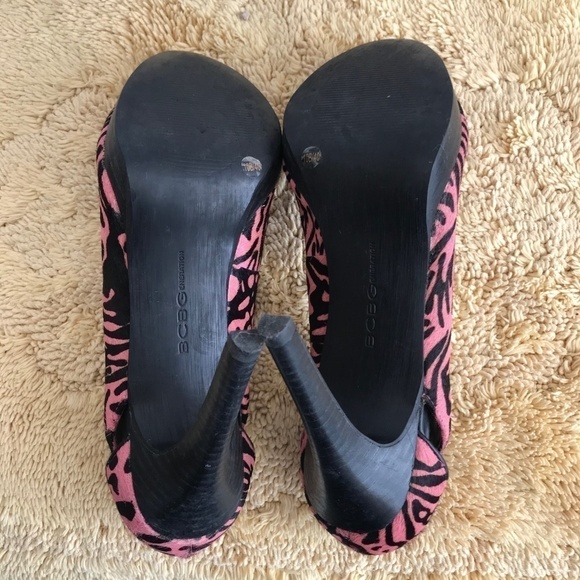 BCBGeneration Pink/Black Pattern Heels - Picture 7 of 8